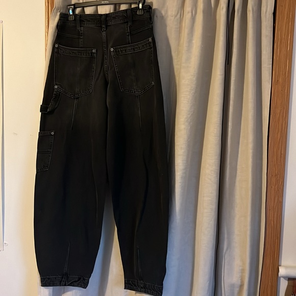 NWT! We The Free Loren Barrel Jeans - Picture 4 of 13
